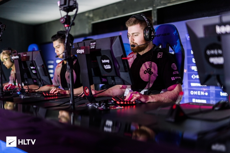 2024 LPL 青年年度教练： FunPlus Phoenix YONDAIME 罗鹏